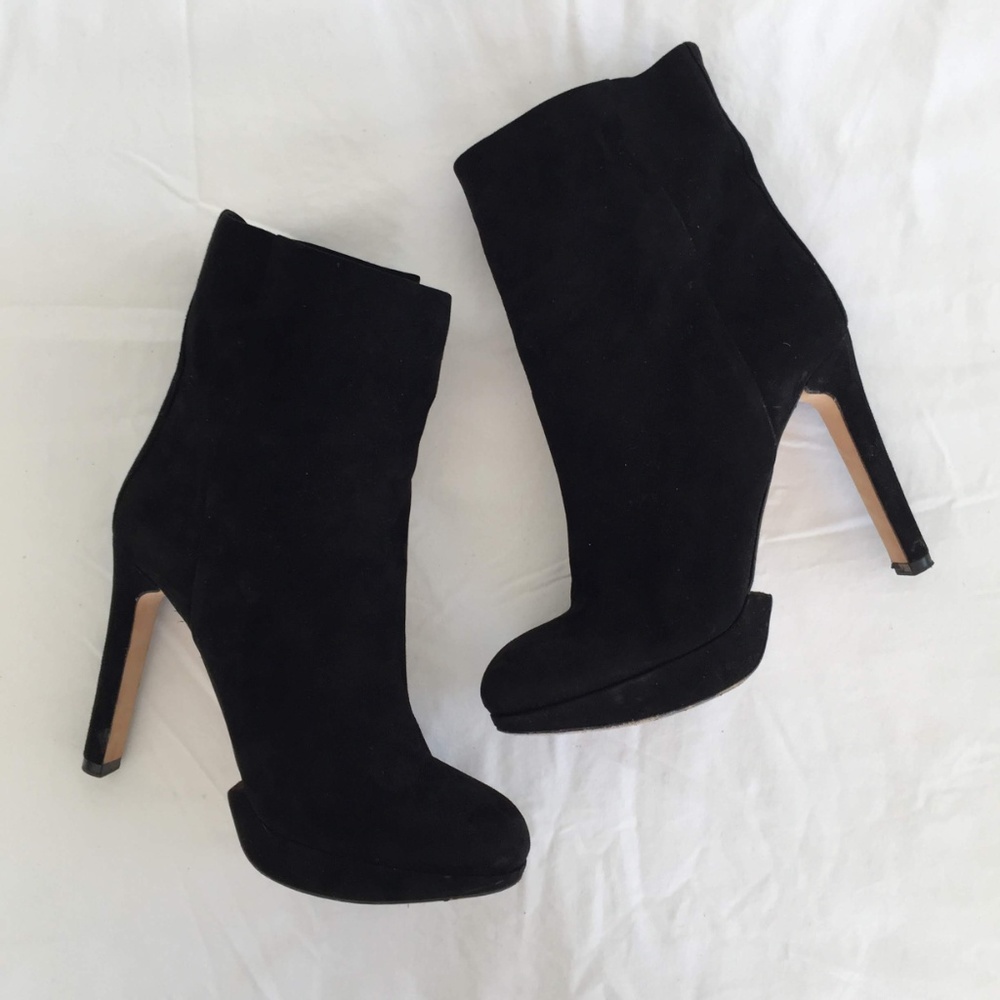 Hugo Boss Platform Booties - Picture 2 of 8